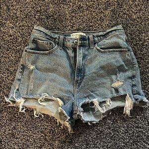 Abercrombie & Fitch Curve Love 6/28 Jean Shorts